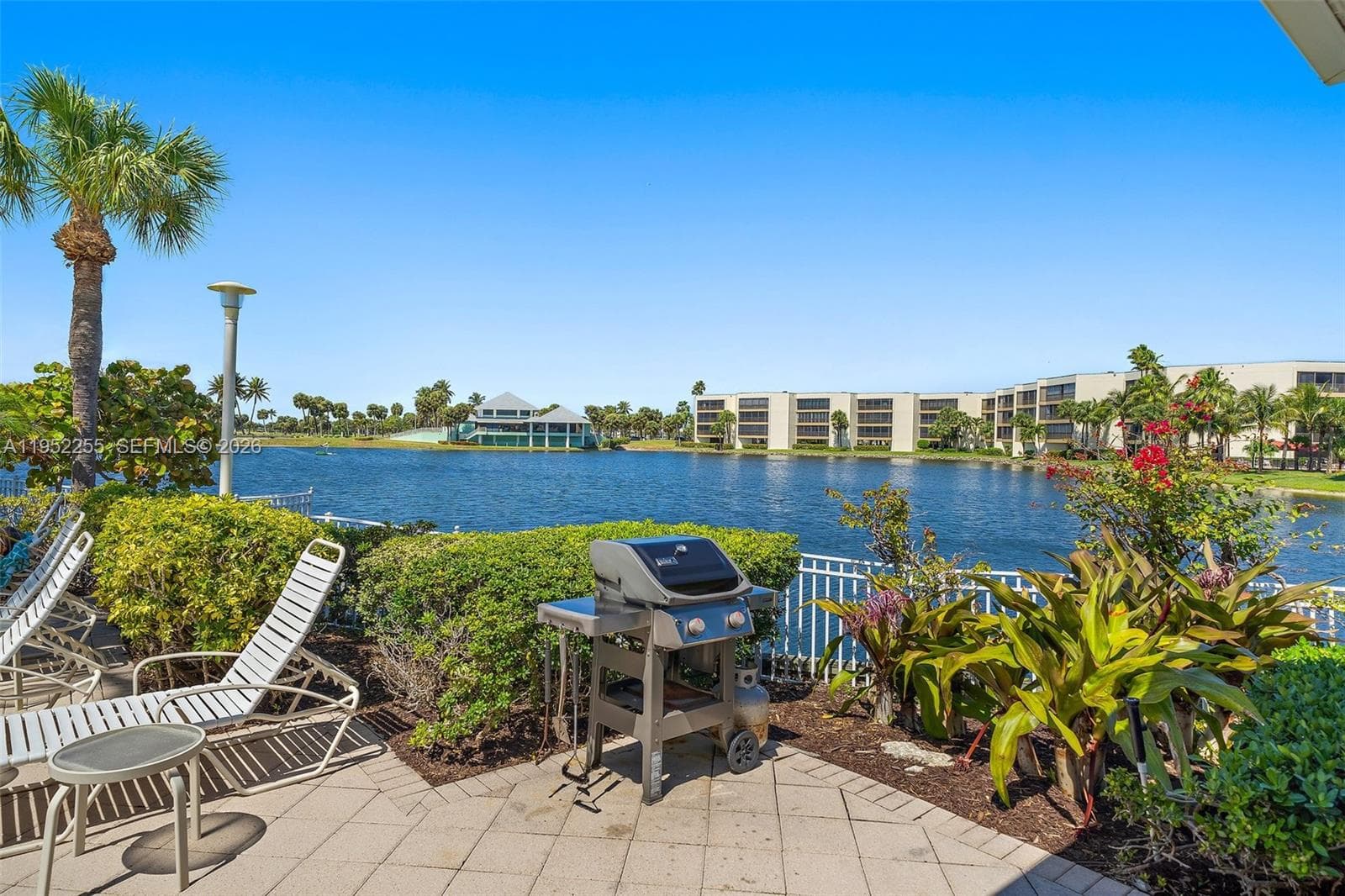 5800 NE Island Cove Way 2207 photo 19