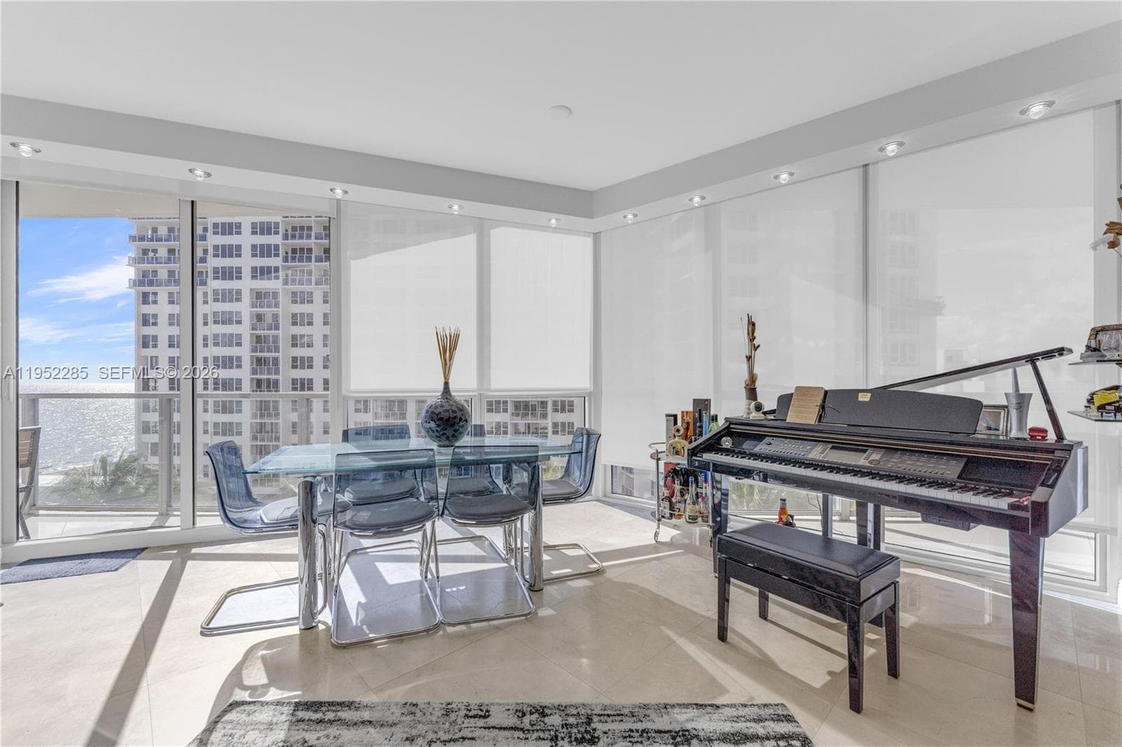 3101 Ocean Dr 606 photo 17