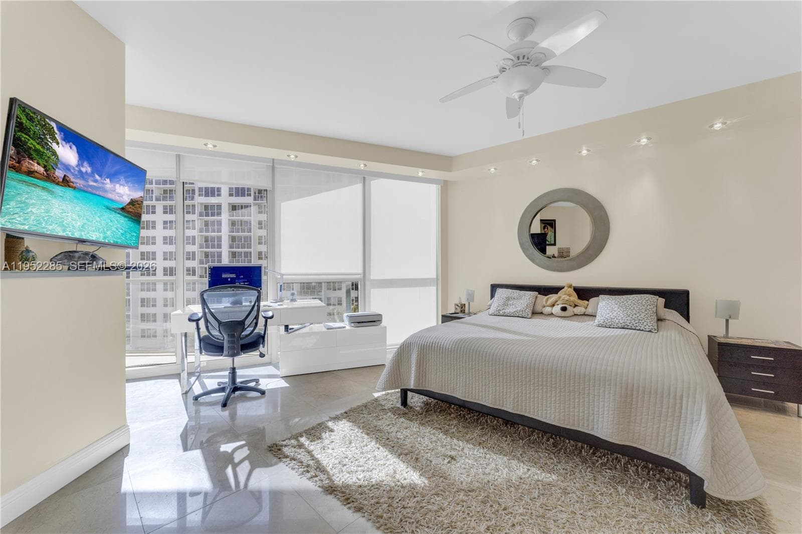 3101 Ocean Dr 606 photo 10