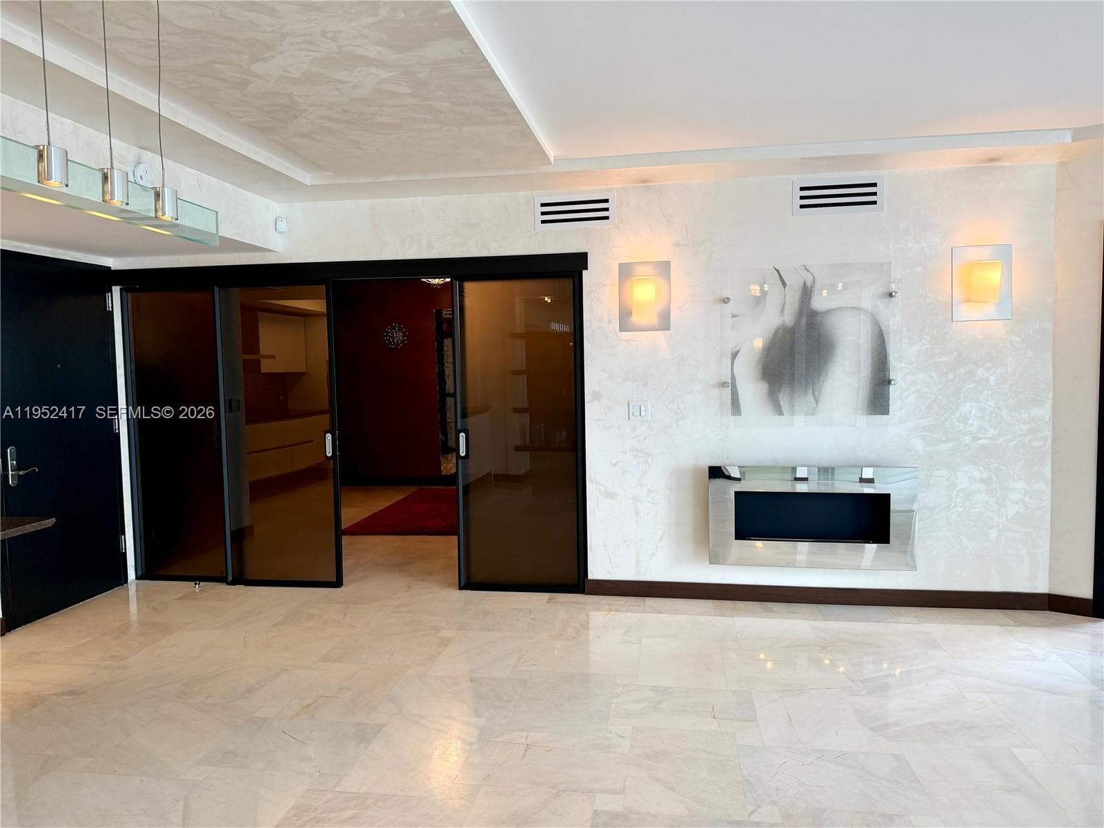 17201 Collins Ave+DEN 1403 photo 13