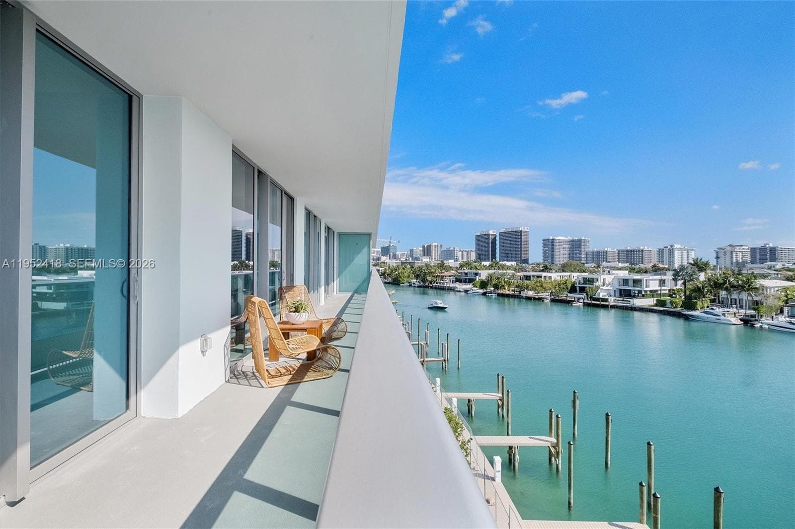 9221 E Bay Harbor 509 photo 3