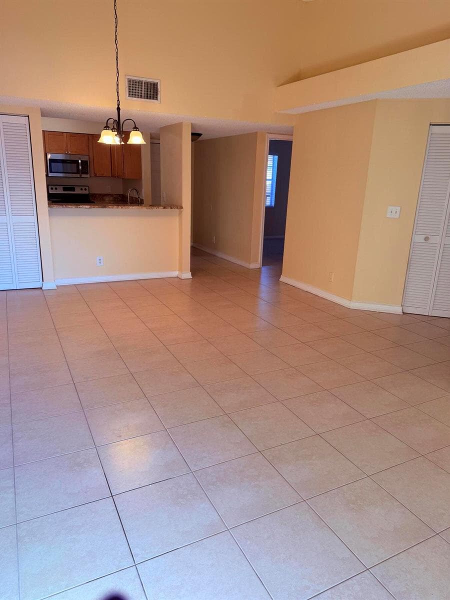 1040 Lake Shore Drive 204 photo 5