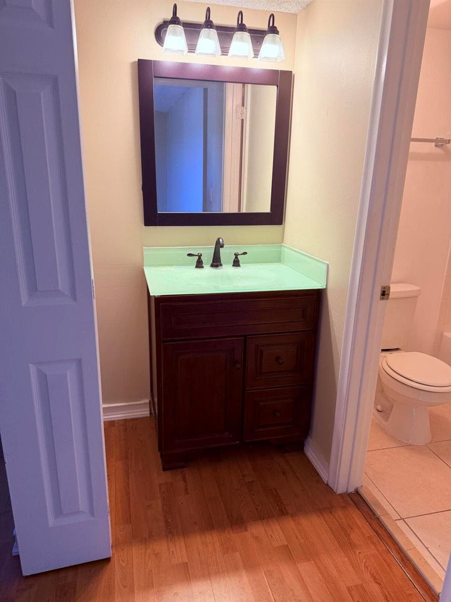 1040 Lake Shore Drive 204 photo 20