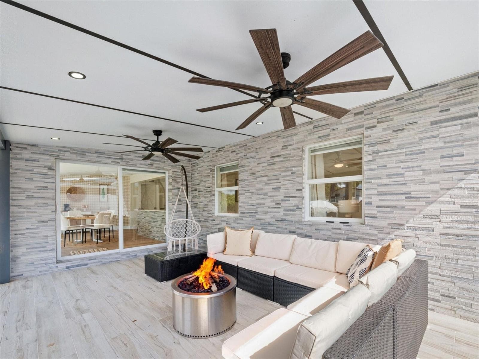2419 Marathon Lane photo 6