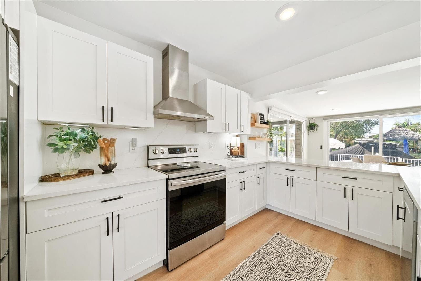 2419 Marathon Lane photo 3