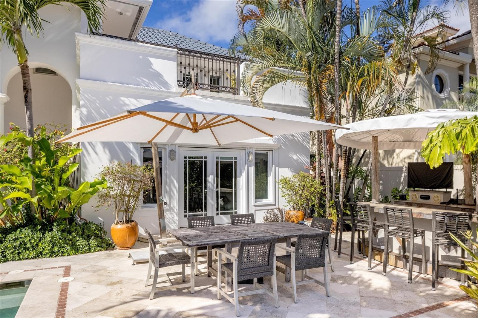 166 Royal Palm Drive photo 6