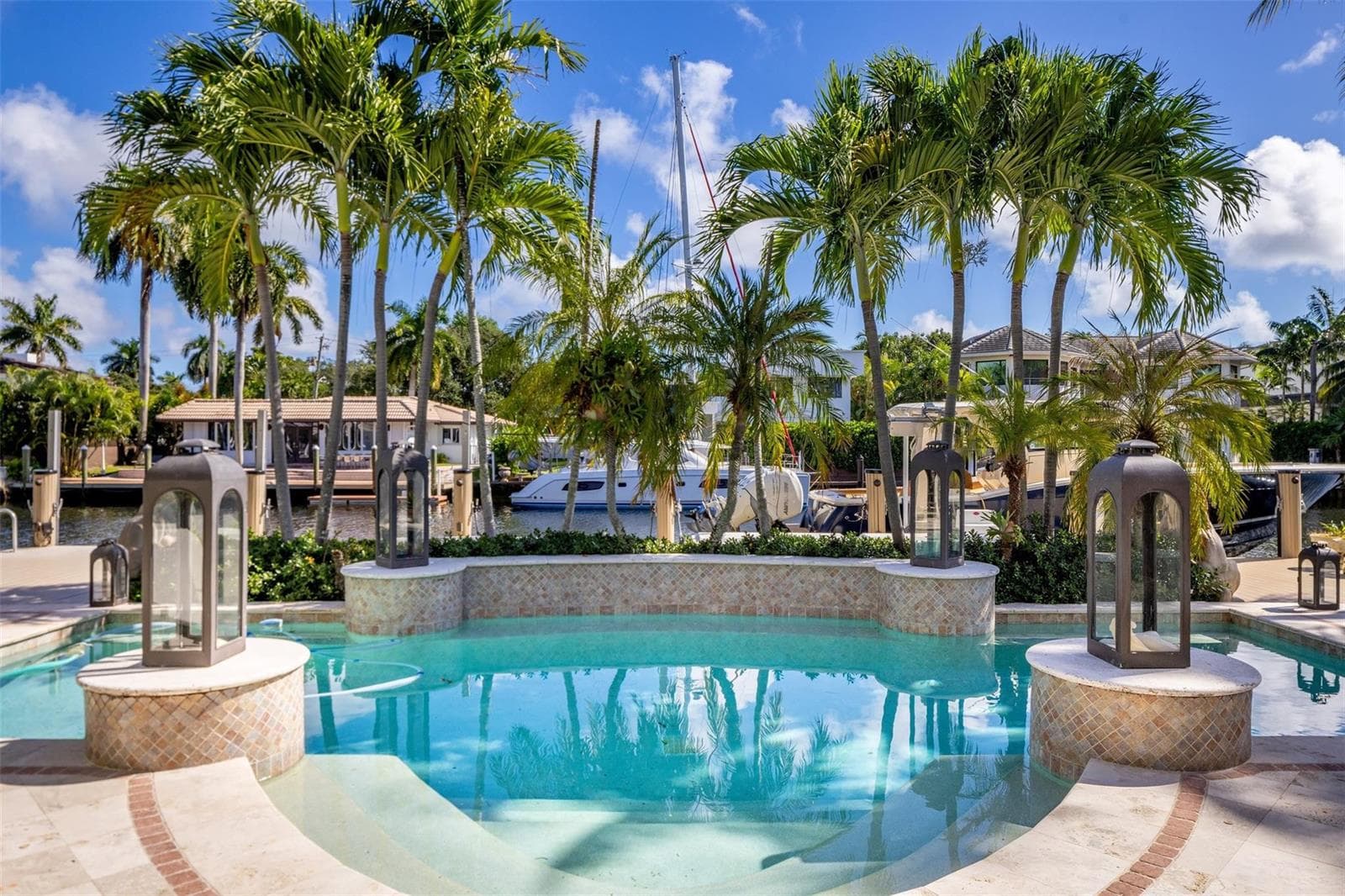 166 Royal Palm Drive photo 24
