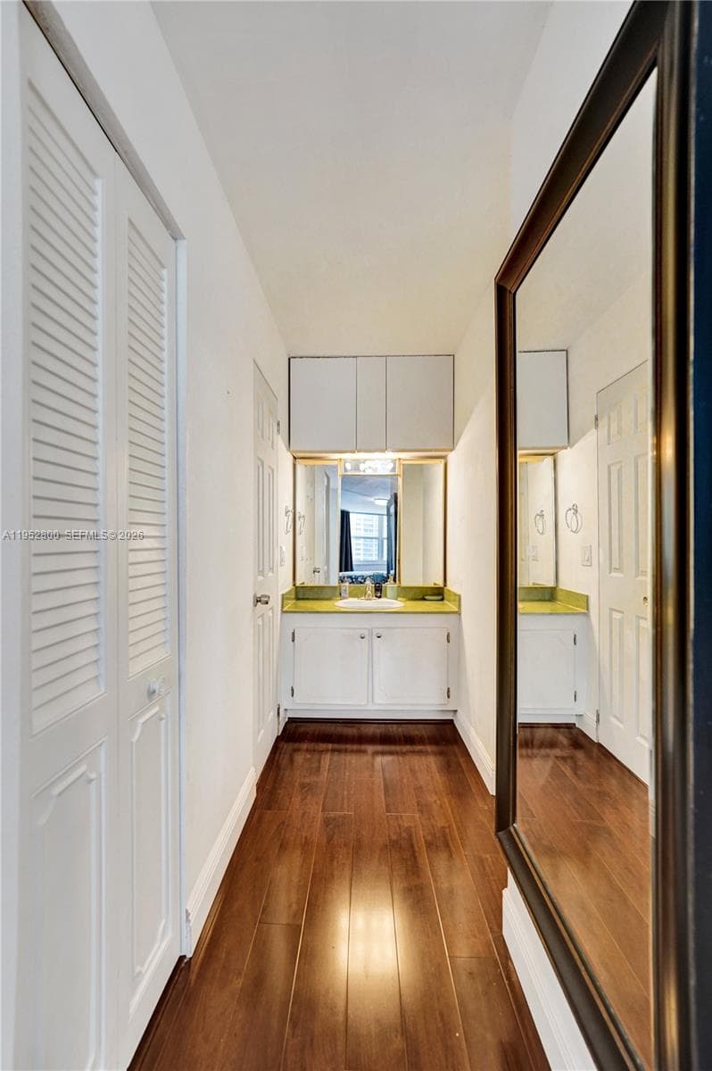 2201 S Ocean Dr 608 photo 13