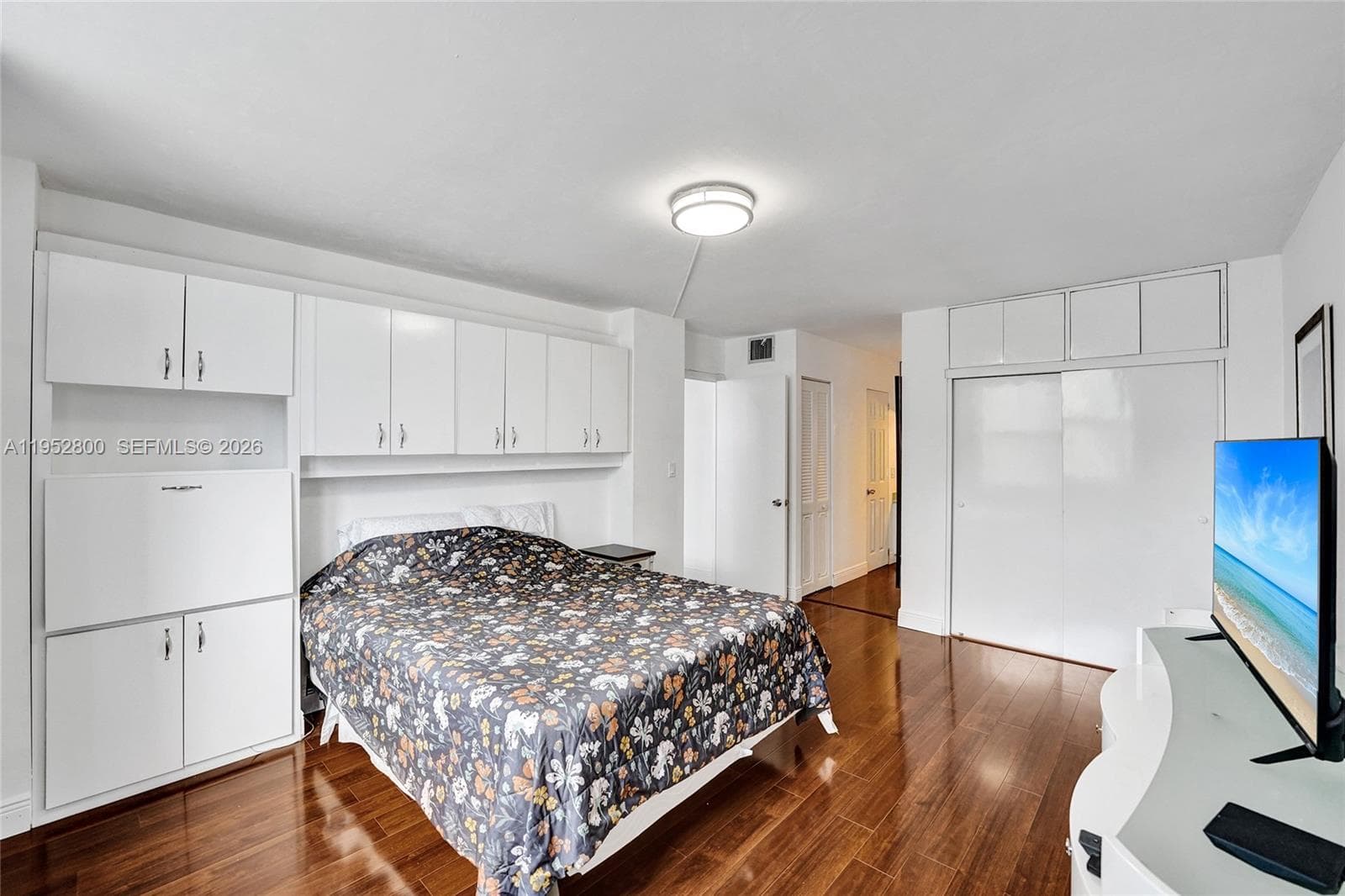 2201 S Ocean Dr 608 photo 11