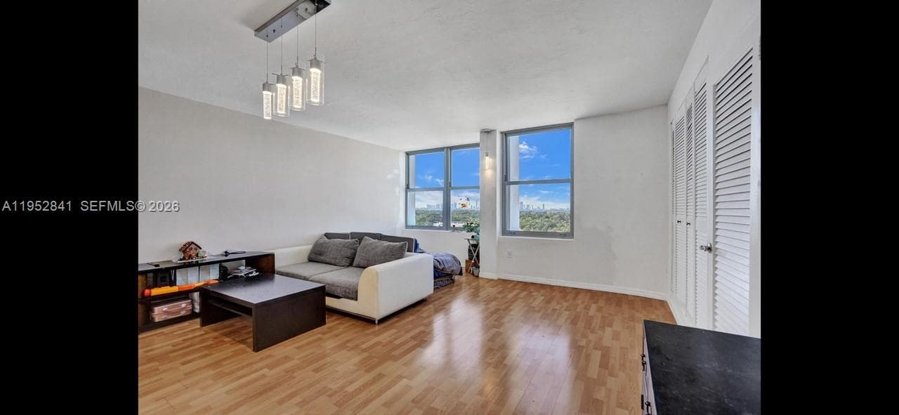 2899 Collins Ave 1502 photo 9