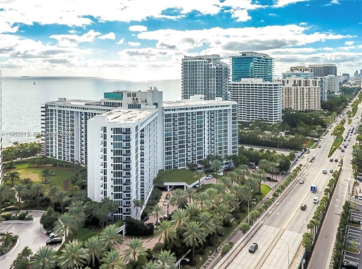 10275 Collins Ave 208 photo 17
