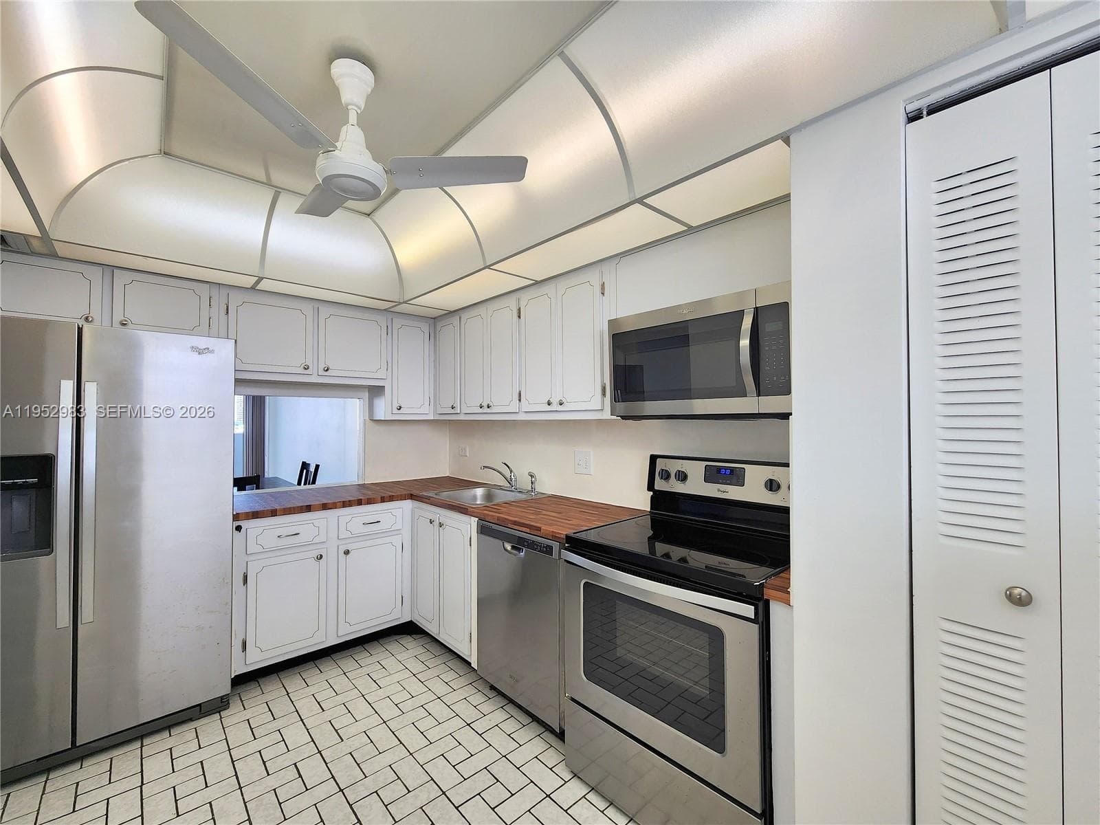 3703 166th St 905 photo 9