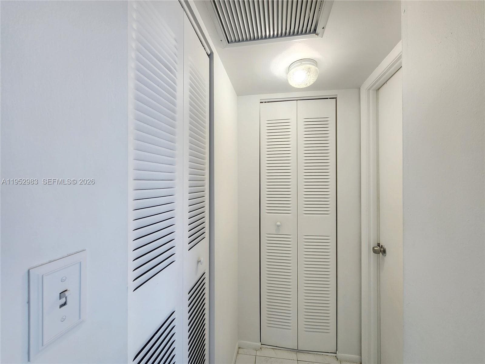 3703 166th St 905 photo 25