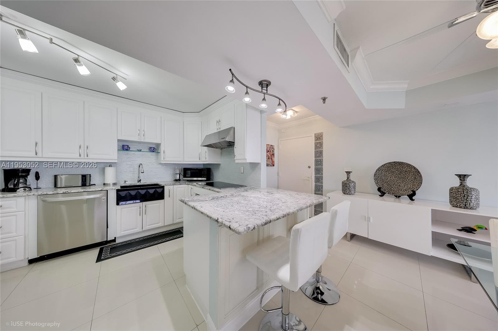 9341 Collins Ave 503 photo 8
