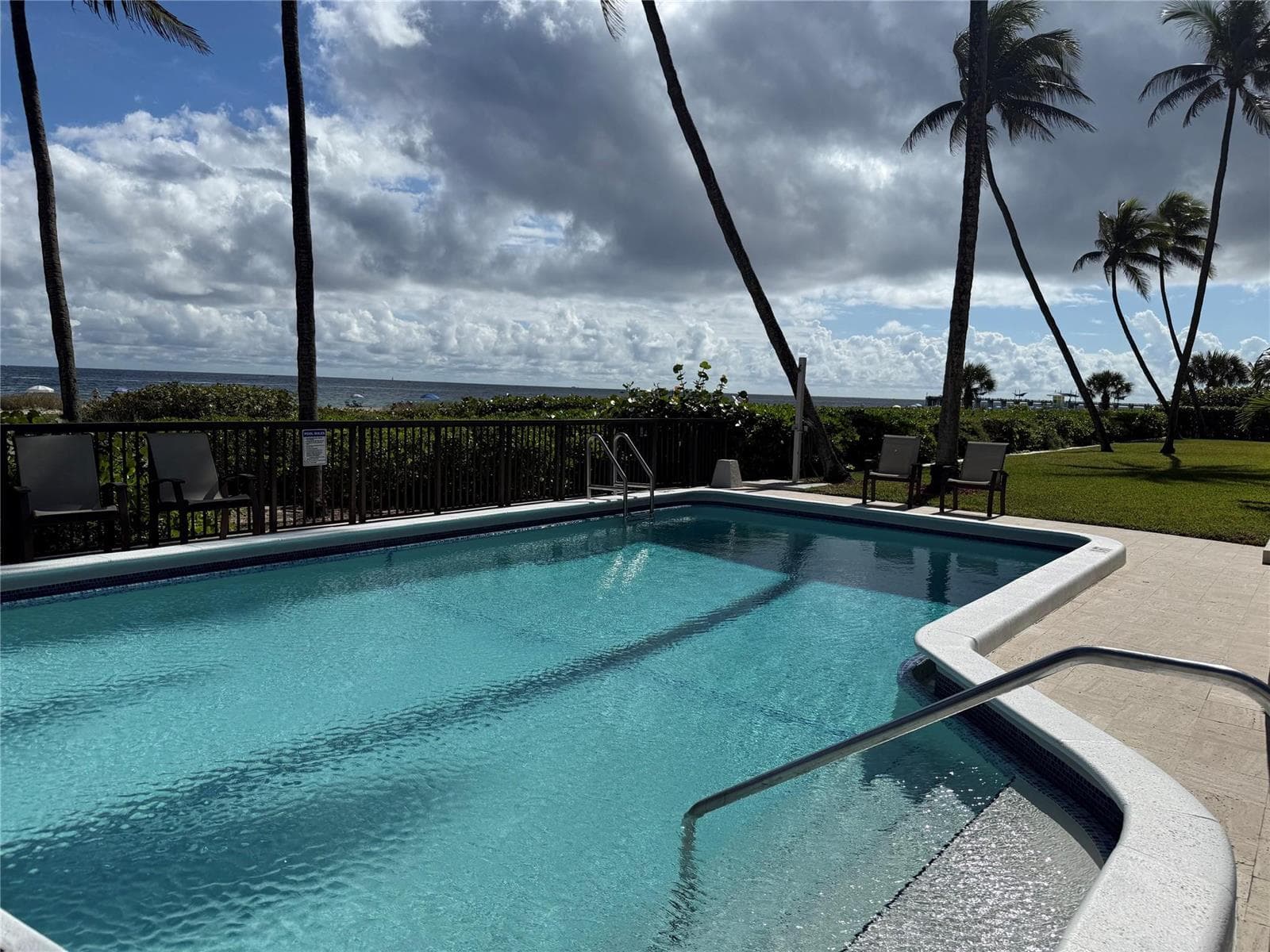 520 N Ocean Boulevard 13 photo 15