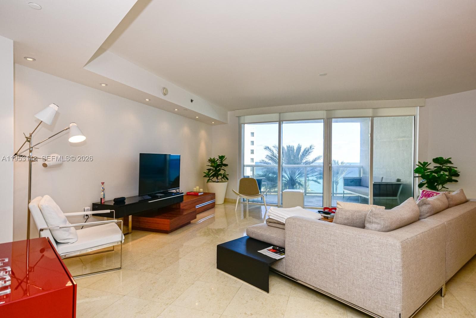 17201 Collins Ave 707 photo 6