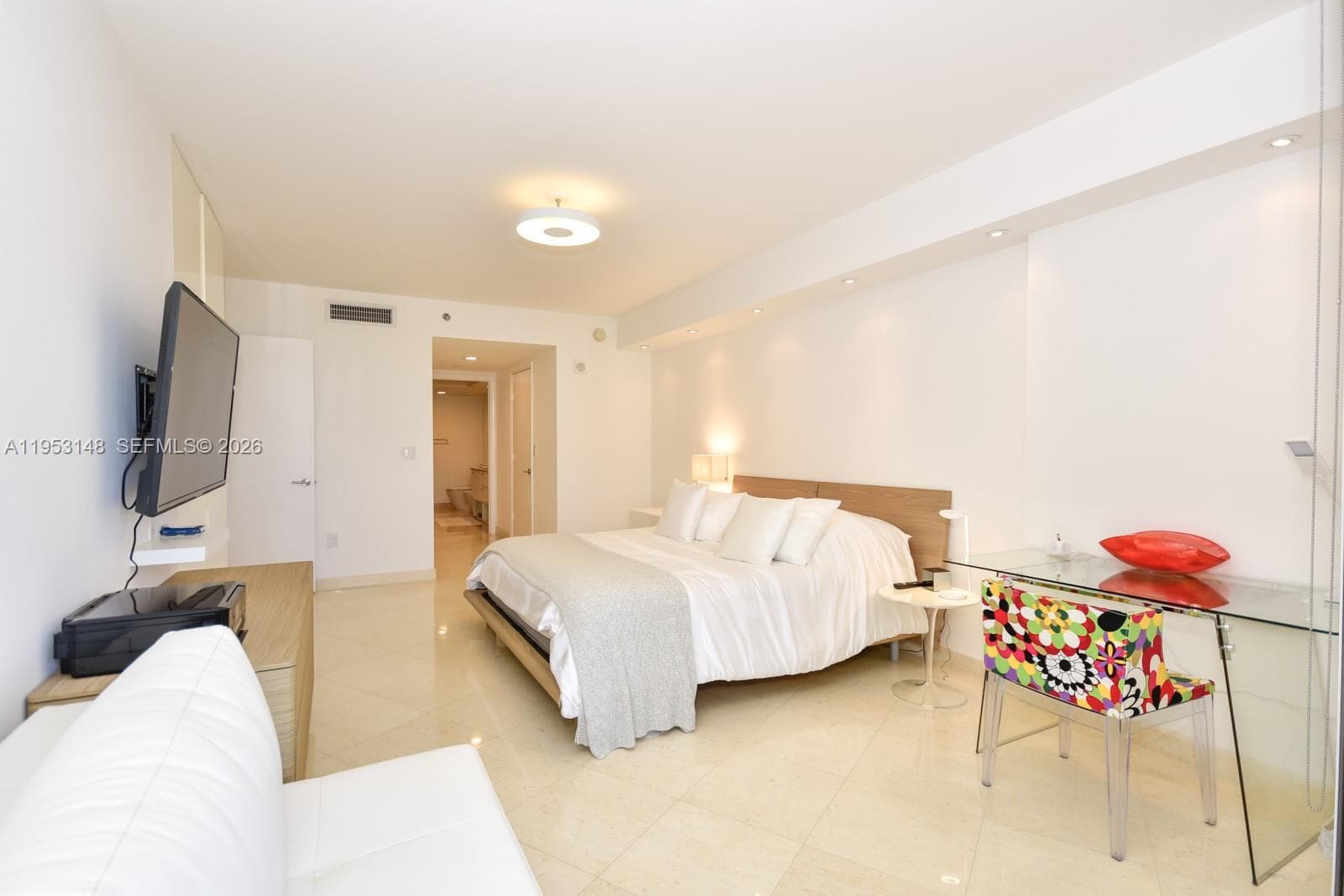 17201 Collins Ave 707 photo 18