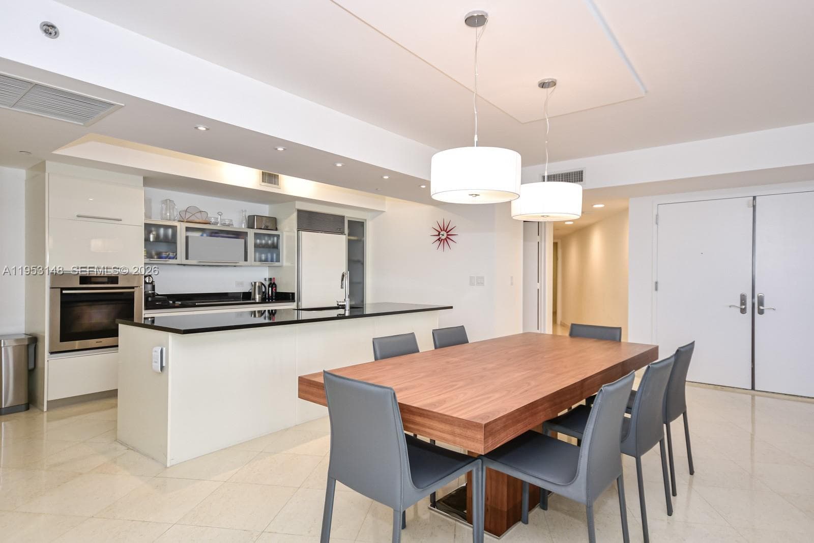 17201 Collins Ave 707 photo 11