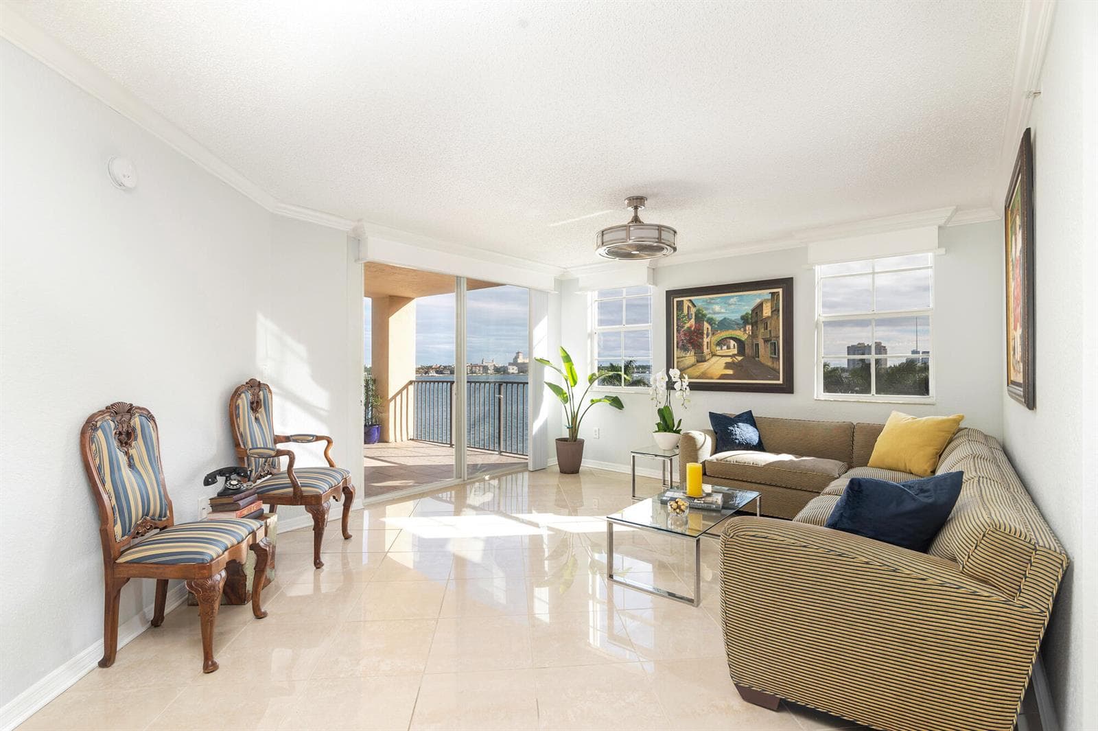 1801 N Flagler Drive 639 photo 5
