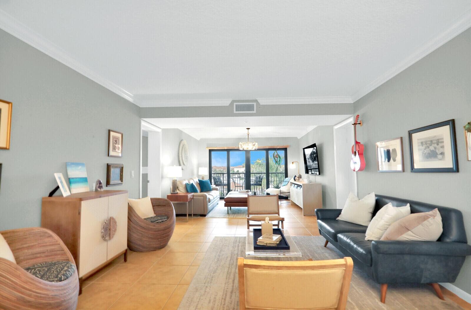 901 Seafarer Circle 403 photo 5