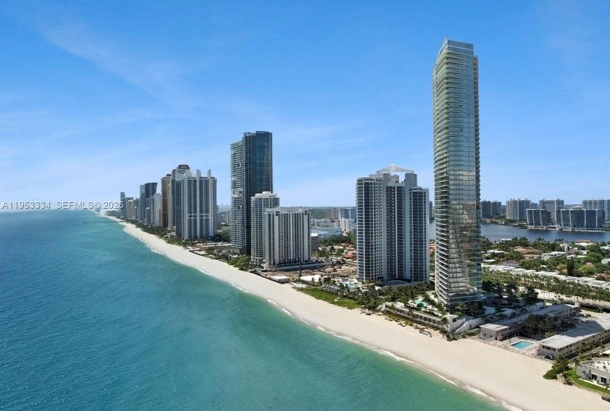 18975 Collins Ave 2101 photo 17