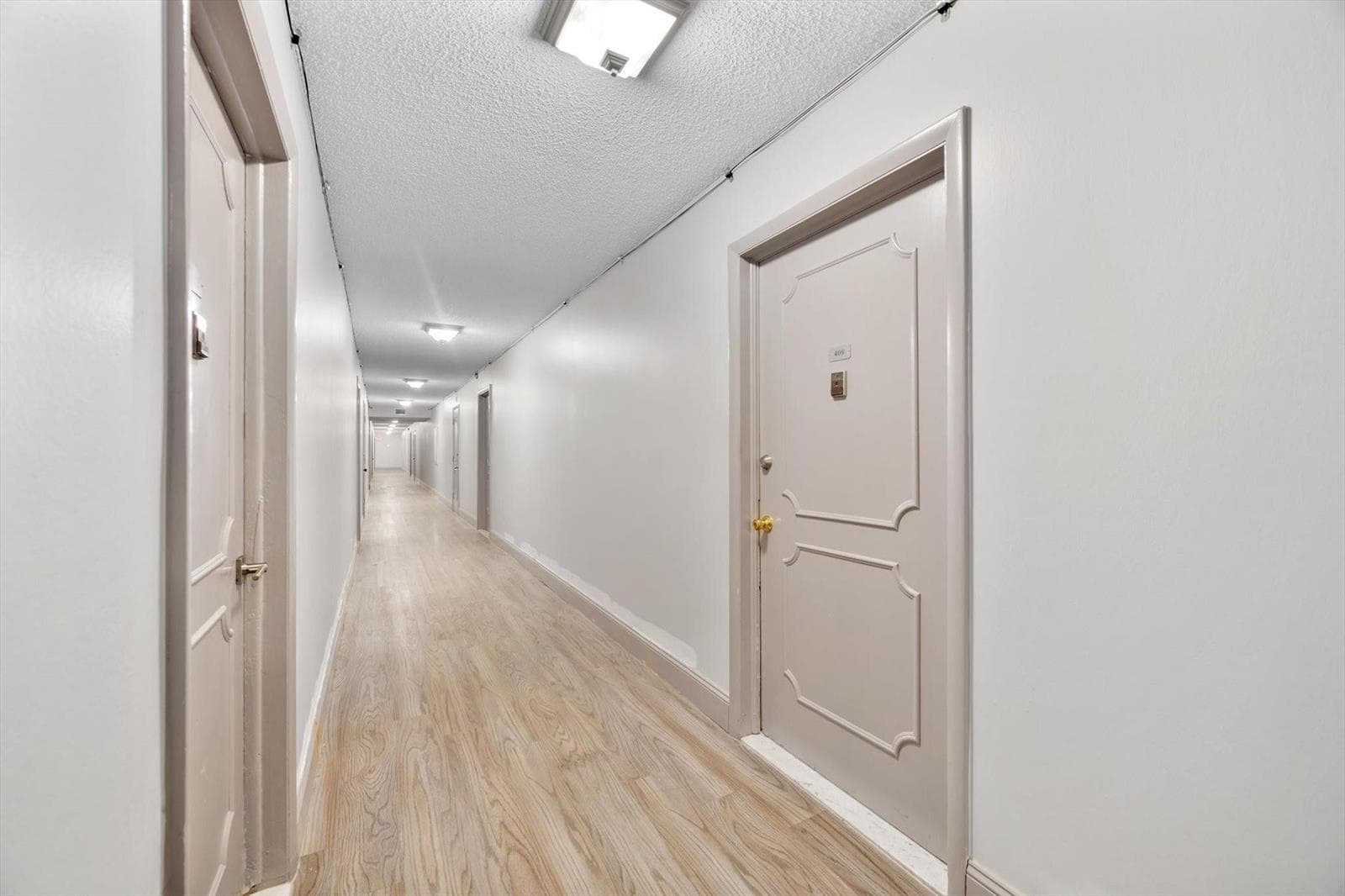 3161 S Ocean Drive 409 photo 24