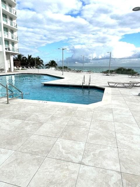 7135 Collins Ave 722 photo 23