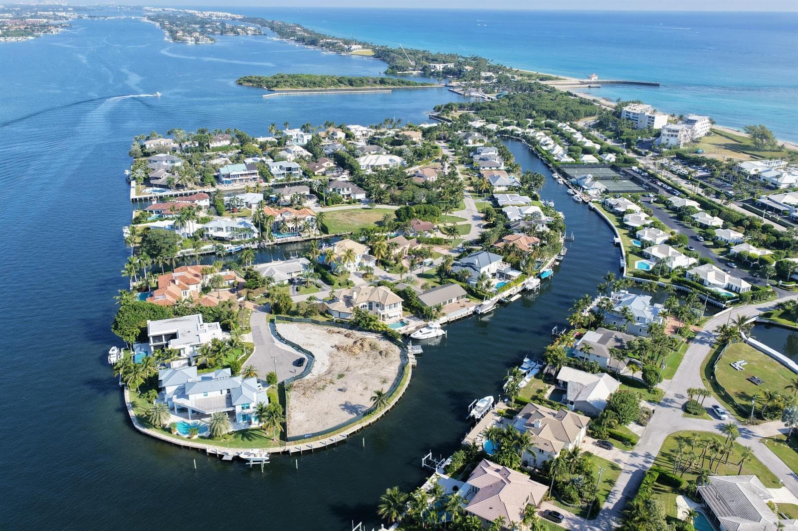 92 Island Drive S photo 13
