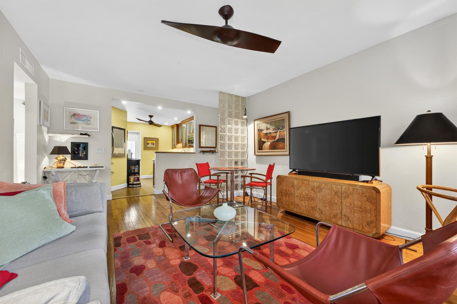 381 S Lake Drive 16 photo 4