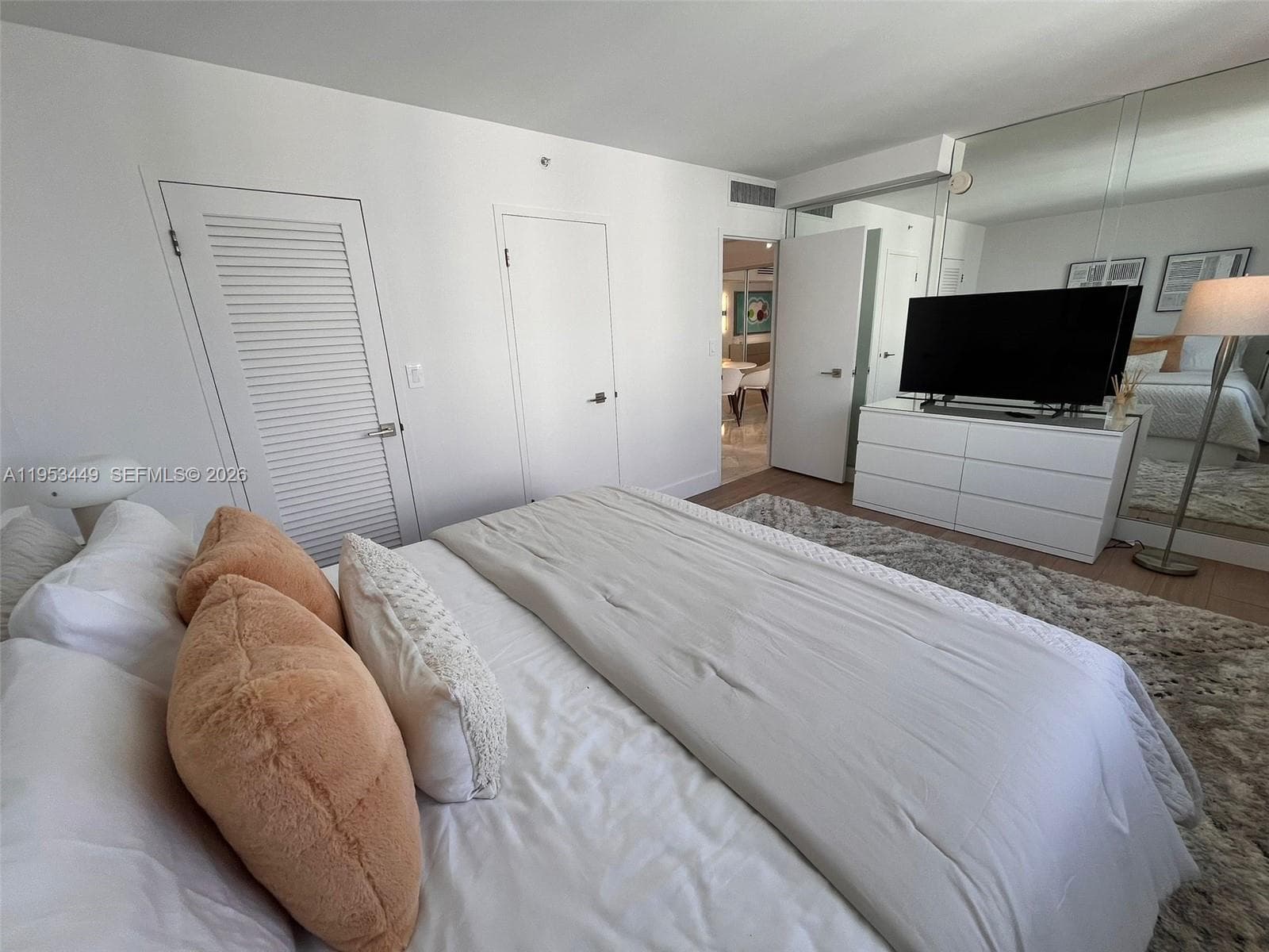 9195 Collins Ave 1111 photo 9