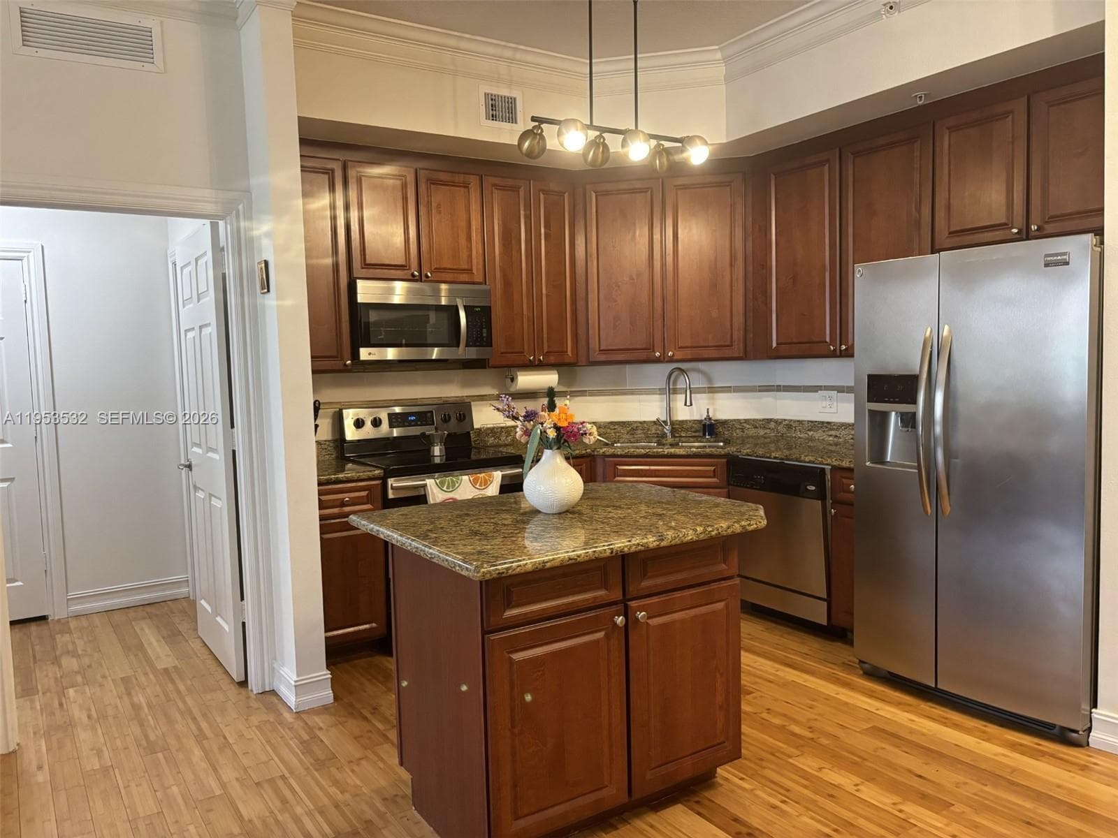 3001 185th St 119 photo 5