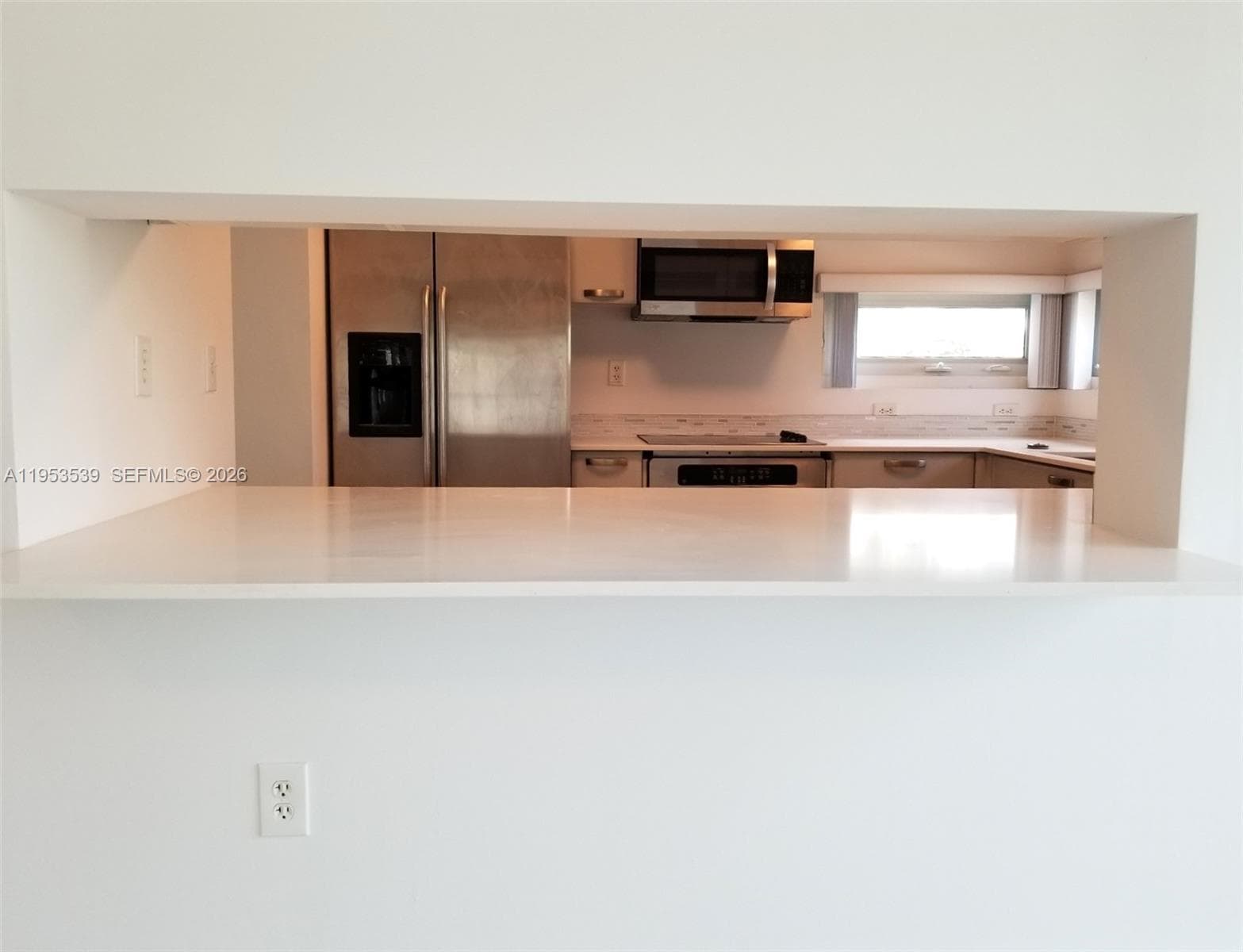 6580 Indian Creek Dr 201 photo 9