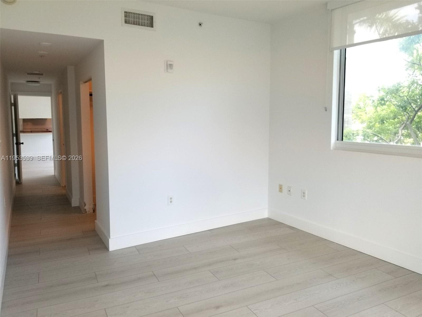 6580 Indian Creek Dr 201 photo 18