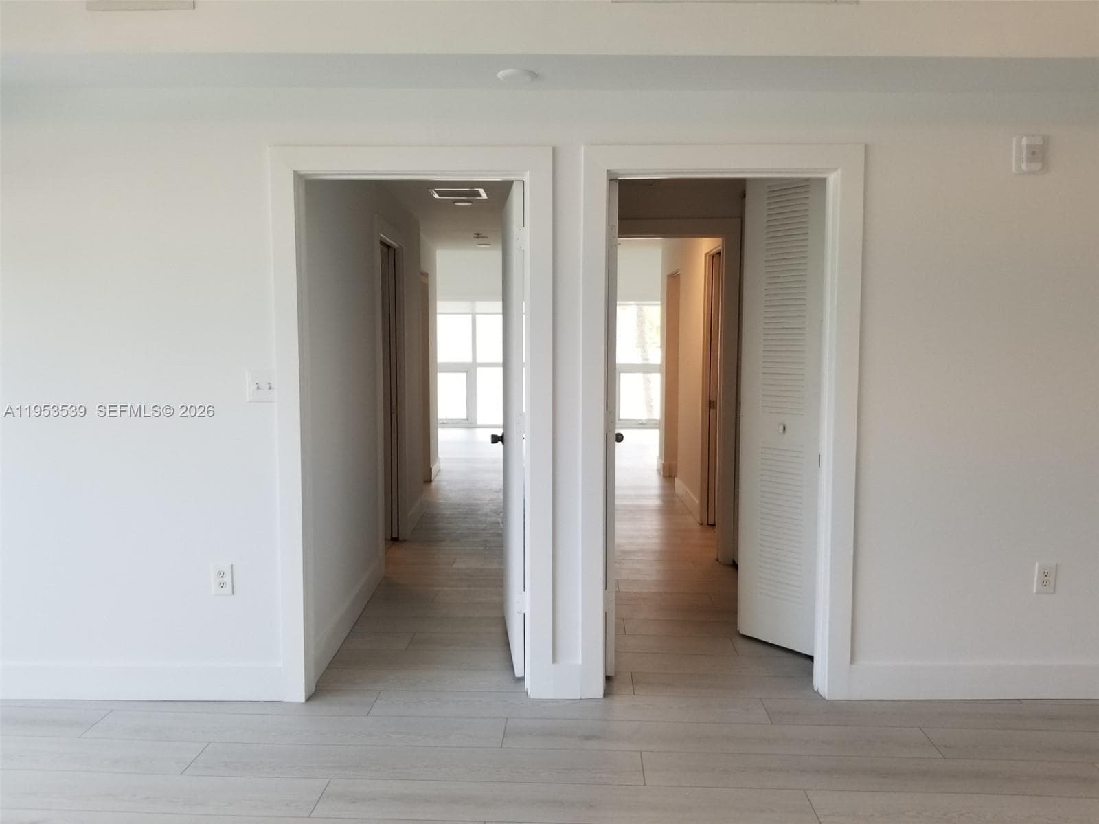 6580 Indian Creek Dr 201 photo 15