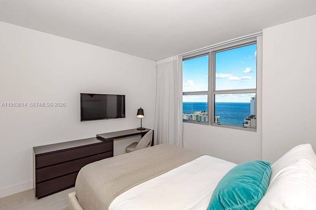 4010 S Ocean Dr R2701 photo 14