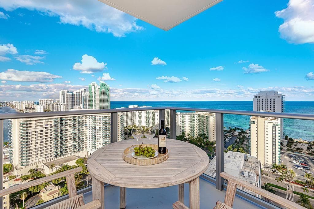 4010 S Ocean Dr R2701 photo 21