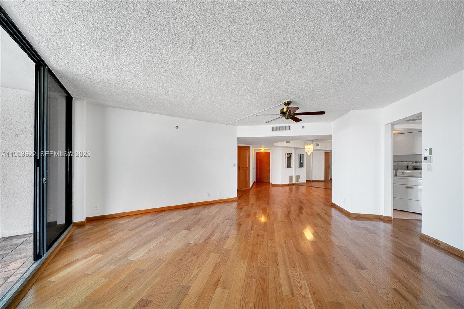3598 NE Yacht Club Dr 1402 photo 11