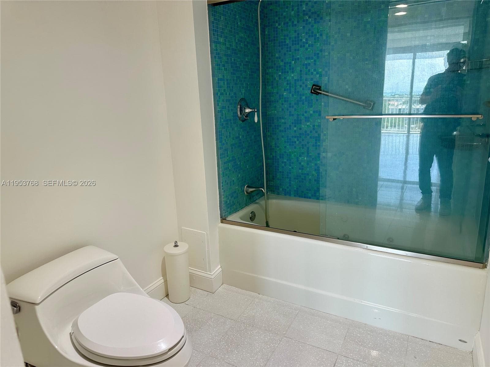 881 Ocean Dr 10D photo 12
