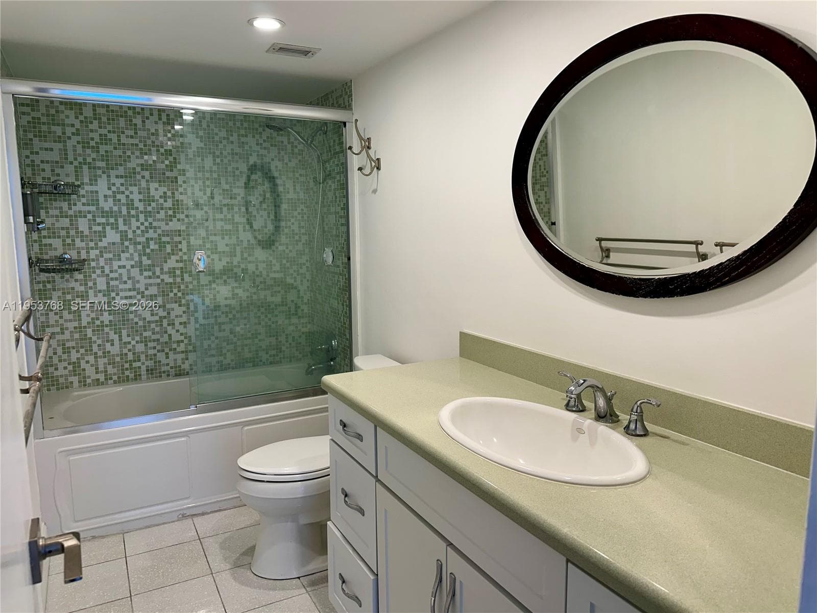 881 Ocean Dr 10D photo 10