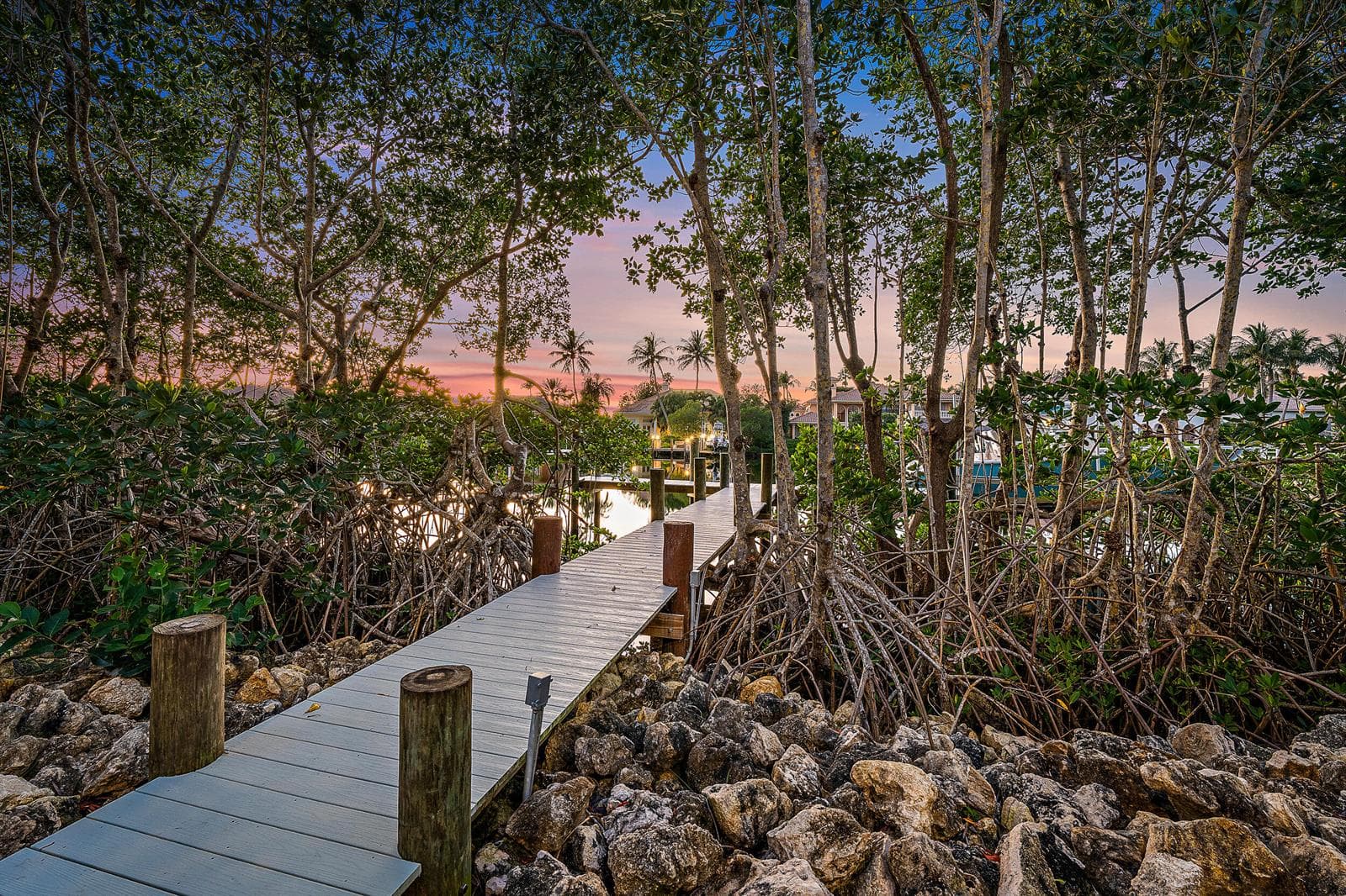 9176 SE River Terrace photo 4