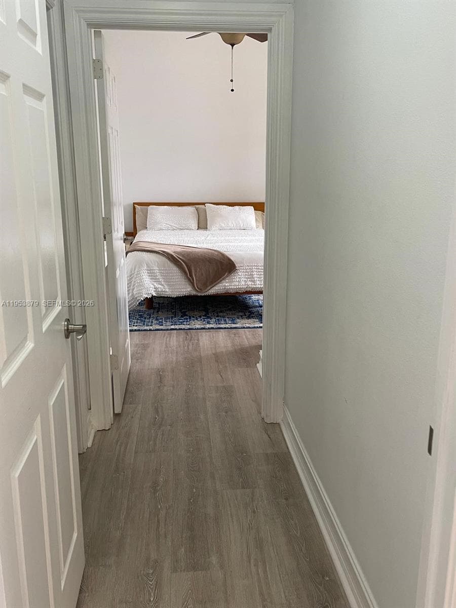 3001 NE 185th St 612 photo 11