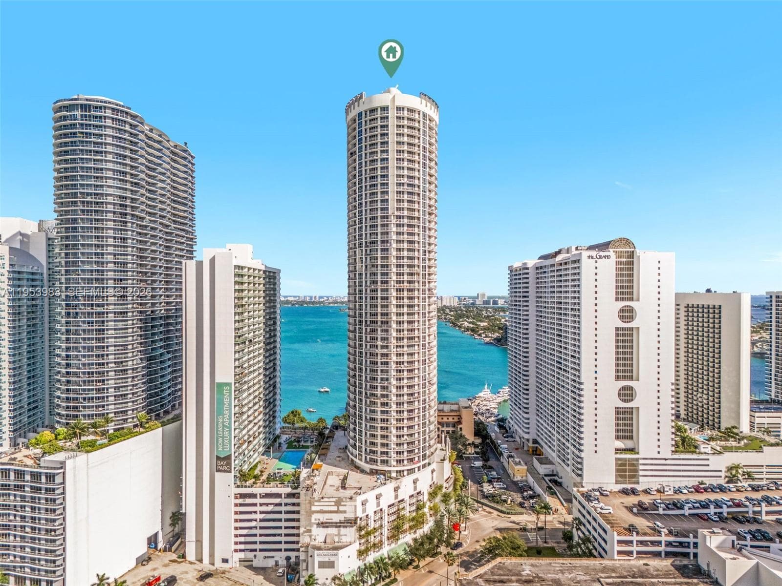 1750 N Bayshore Dr 1407 photo 1