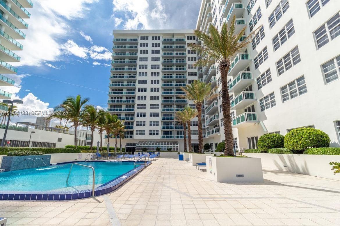 6917 Collins Ave 1206 photo 17