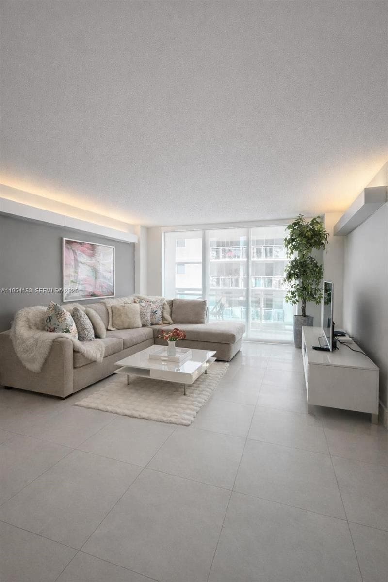 6917 Collins Ave 1206 photo 5