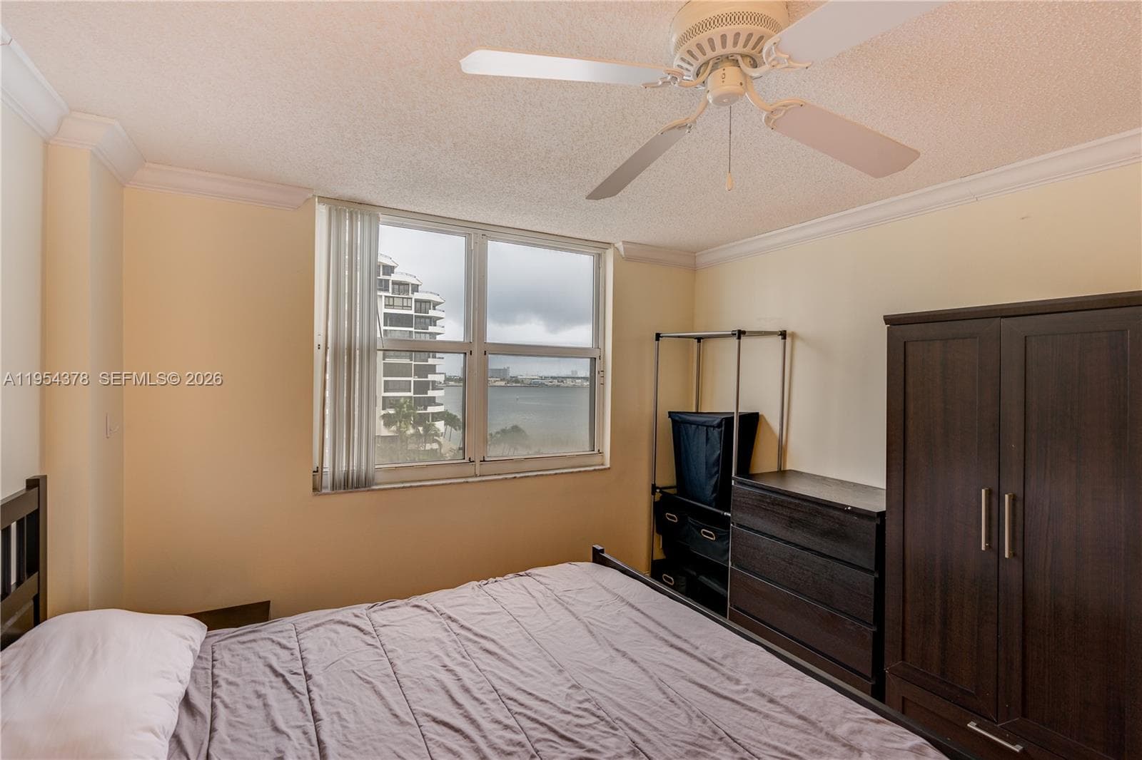 770 CLAUGHTON ISLAND DR 811 photo 16