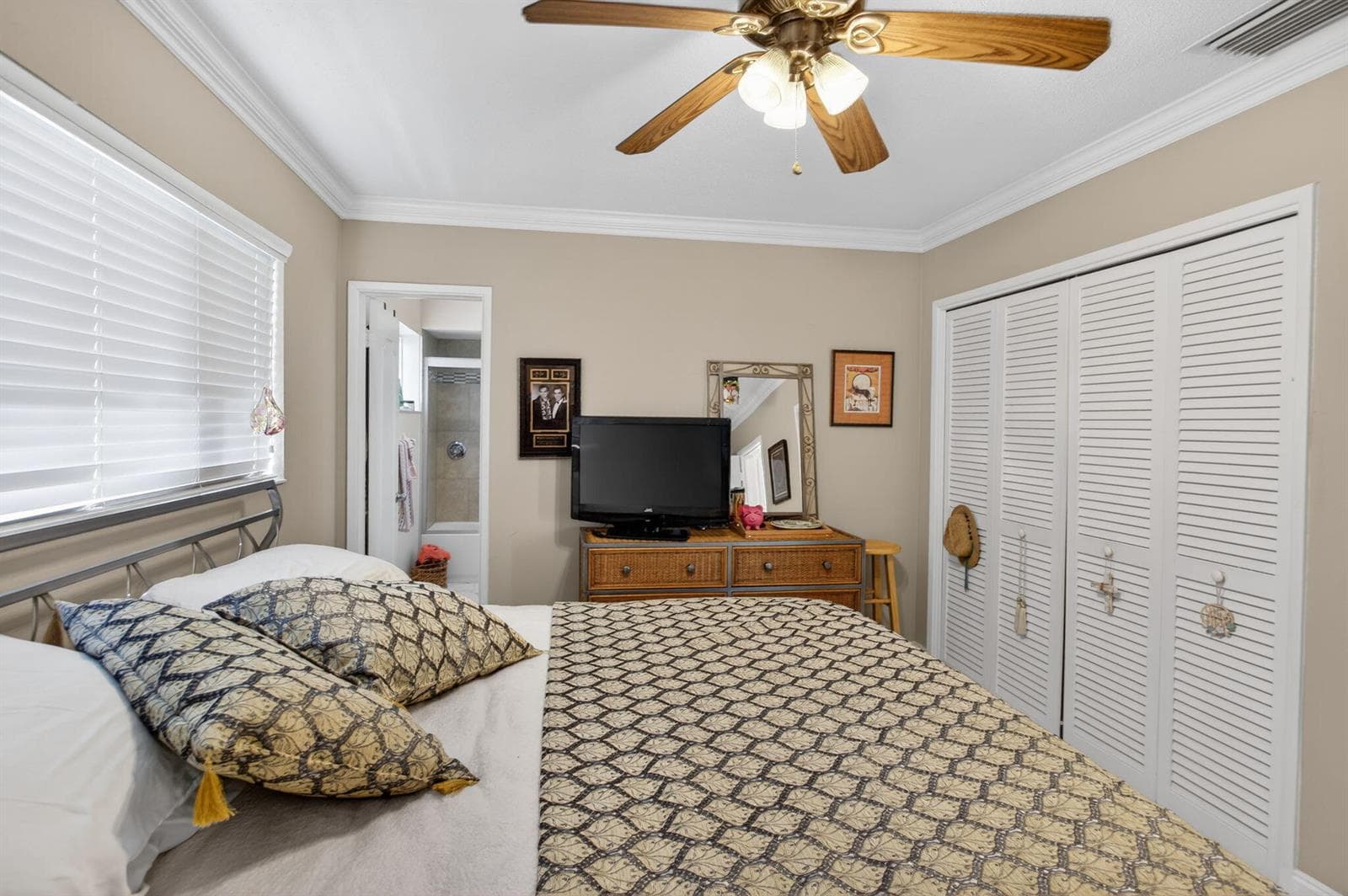 2311 NE 36th Street 2a photo 20