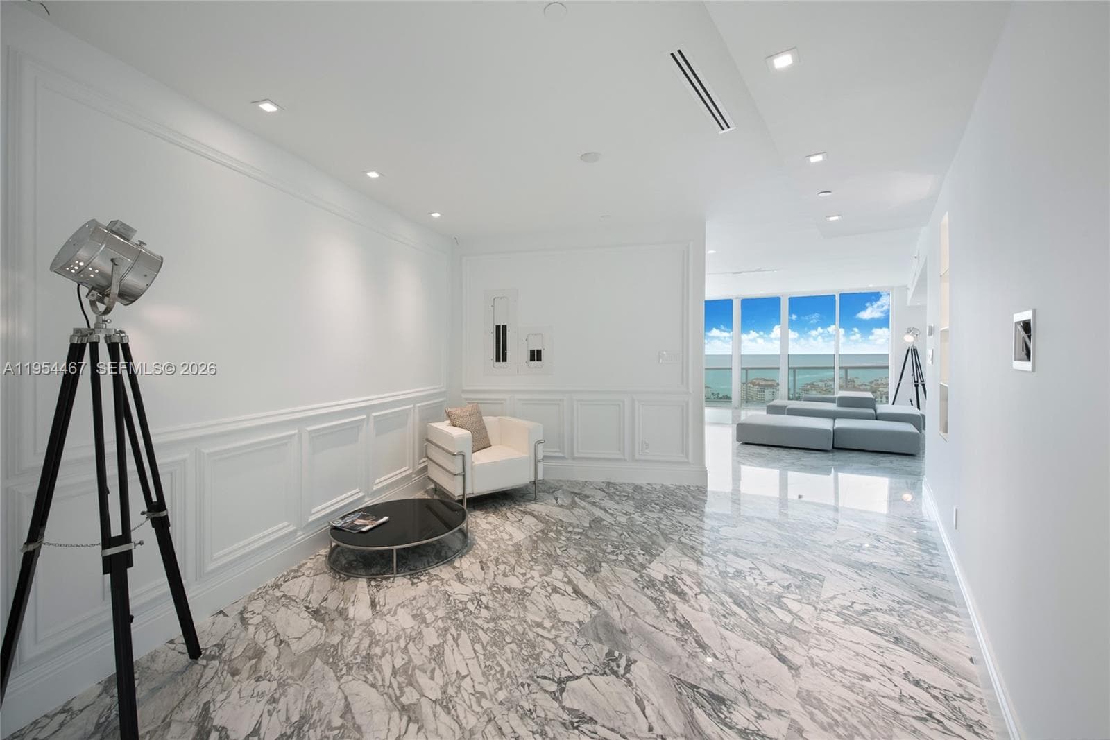 1000 Pointe Dr PH-2804 photo 13