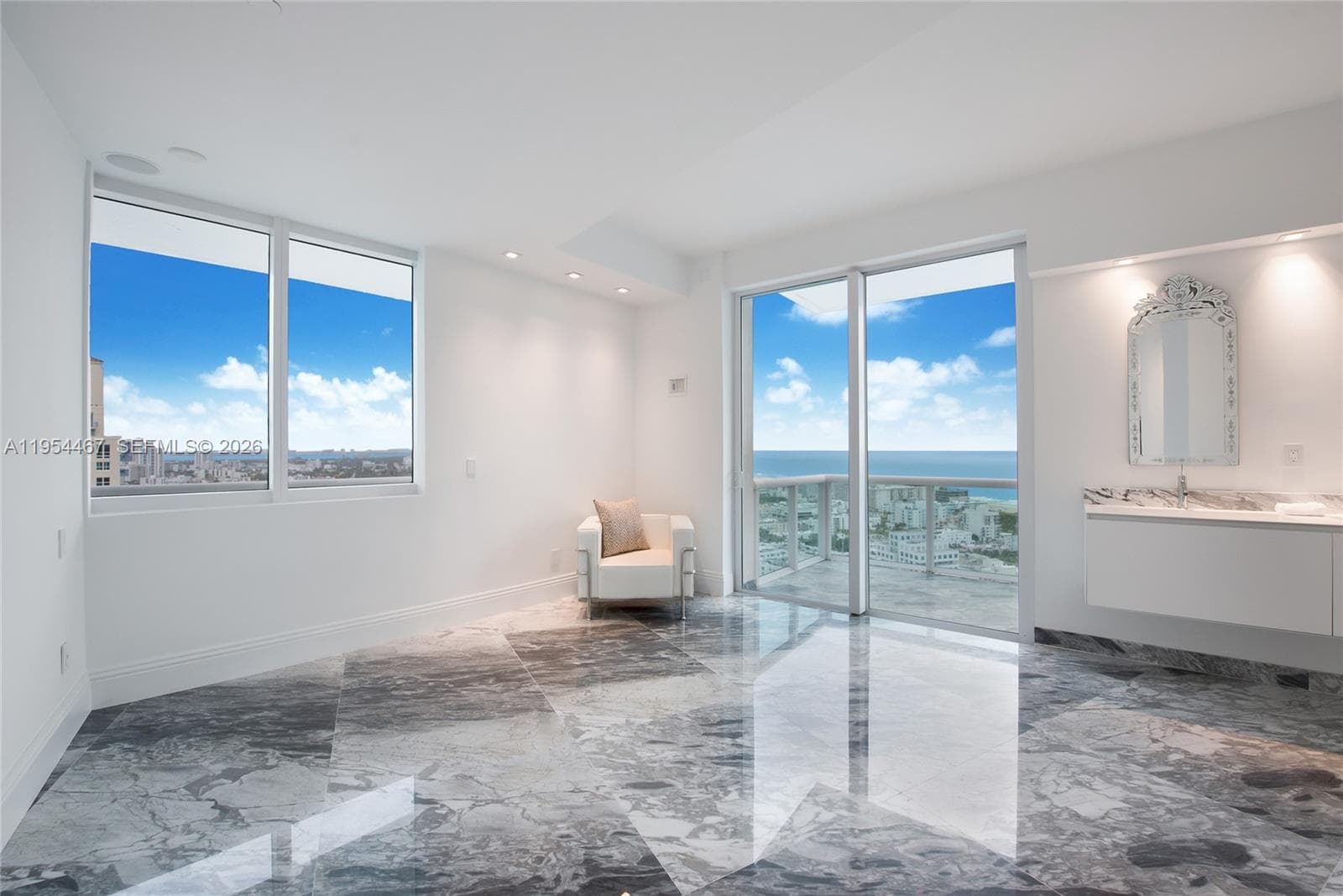 1000 Pointe Dr PH-2804 photo 7