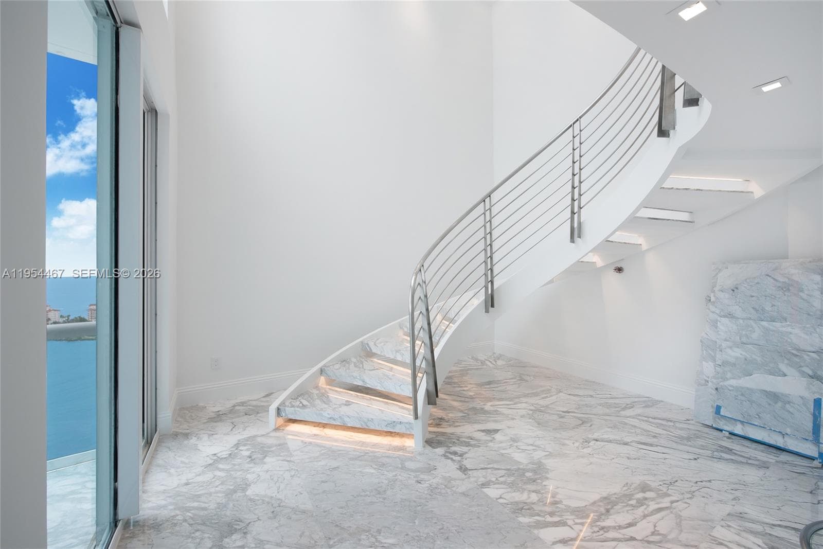 1000 Pointe Dr PH-2804 photo 15