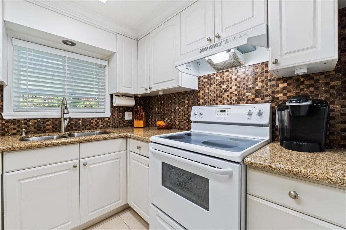 120 NW 51st Street photo 14